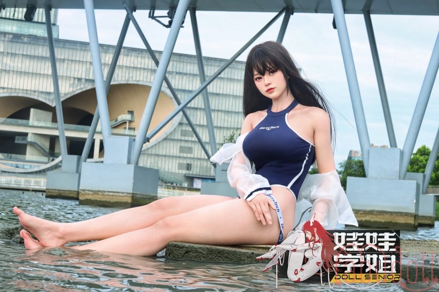 競技水着の美 ドール 等身 大